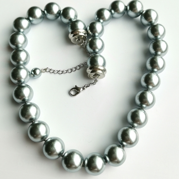 Host PICK NWT Large Glass Pearl choker necklace - Picture 2 of 9